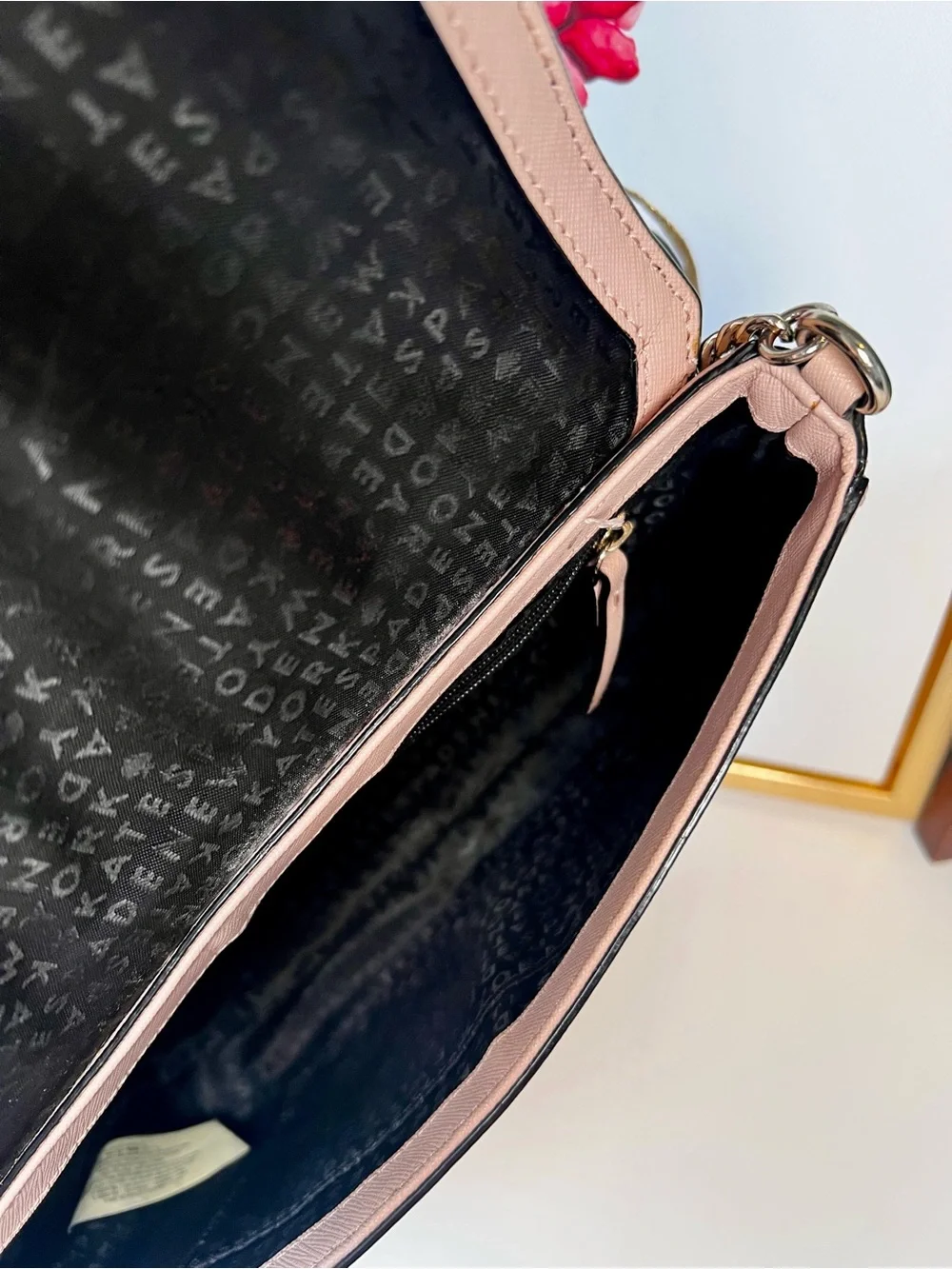 Kate Spade New York Black Blush Saffiano Leather Chain Shoulder Handbag Purse